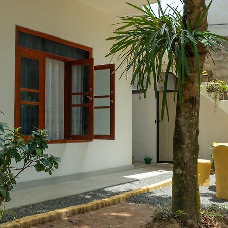 Lakru Home Stay Weligama Exteriér fotografie